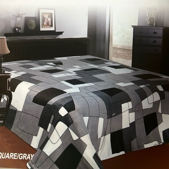 Other - Premium flannel throw blanket